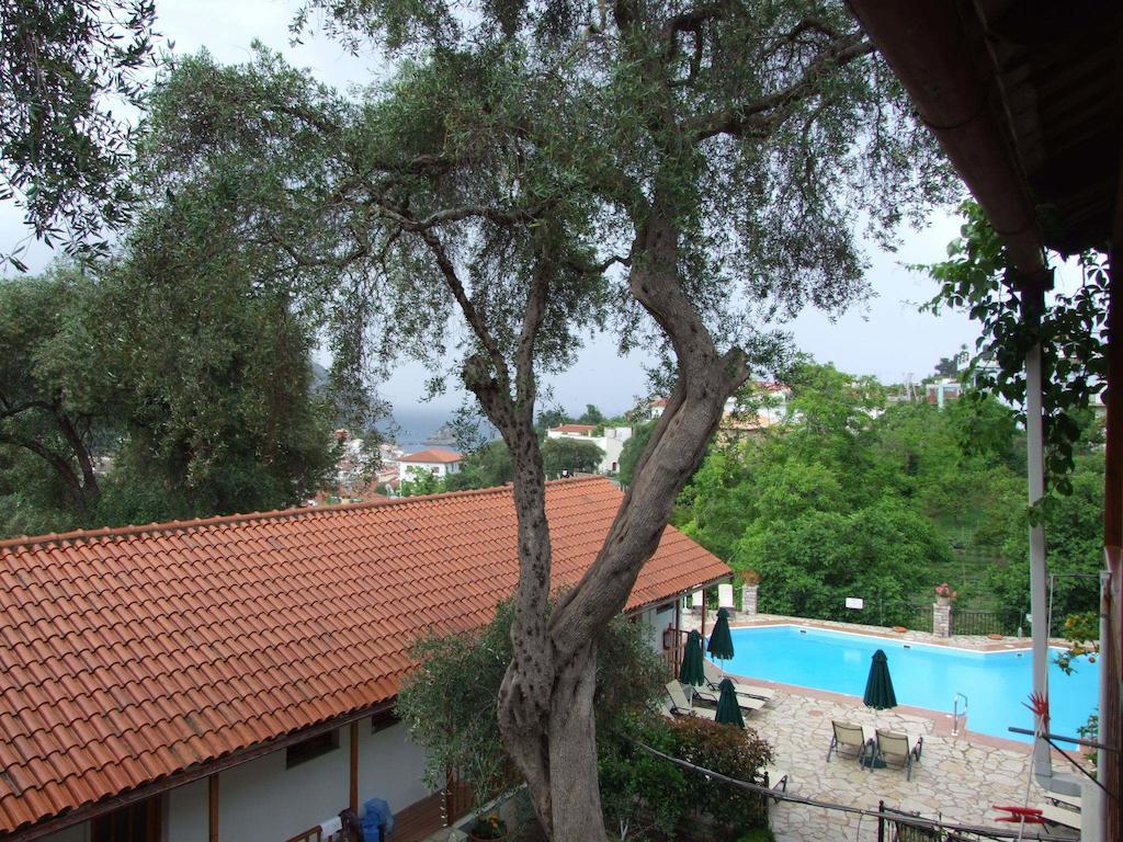 Magda'S Hotel Apartments Parga Room photo