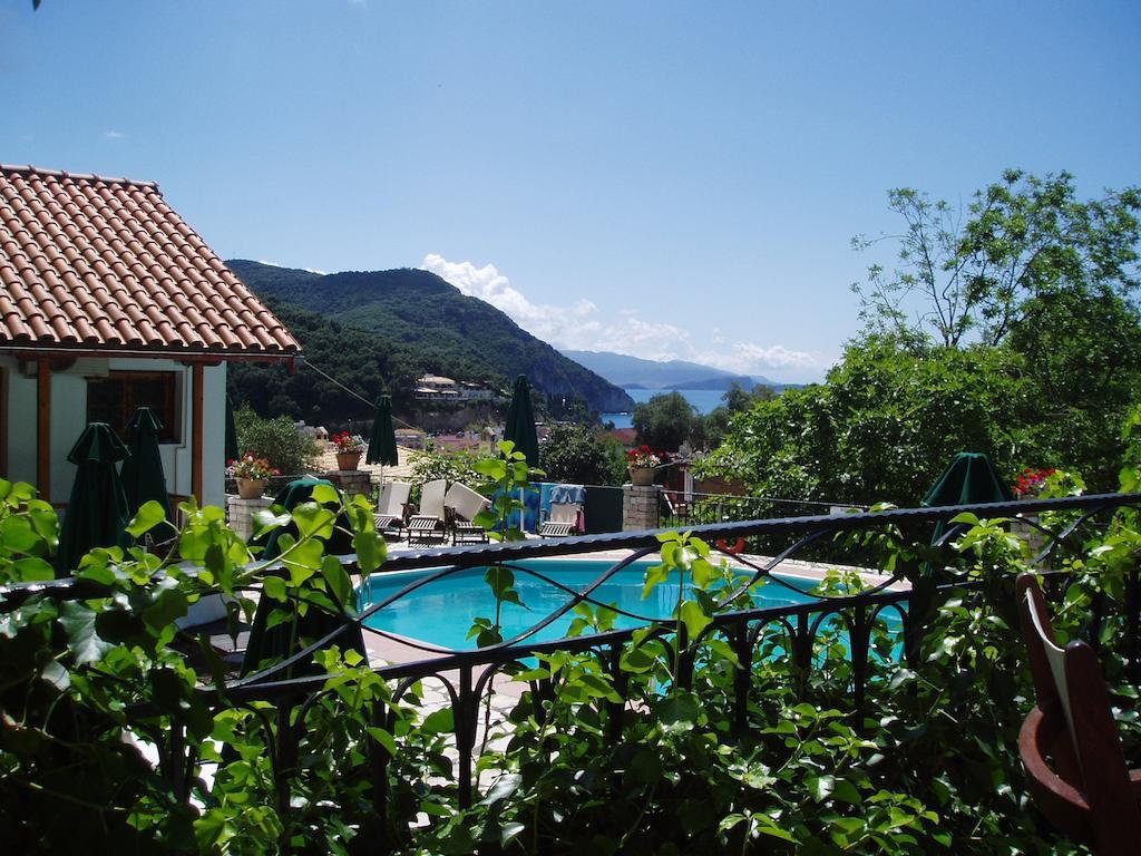 Magda'S Hotel Apartments Parga Exterior photo